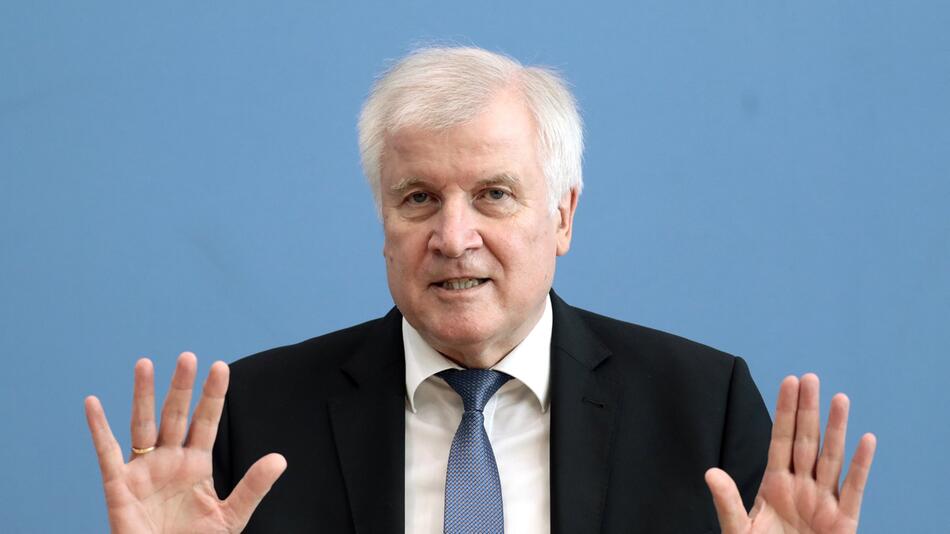 Horst Seehofer, Innenminister, CSU