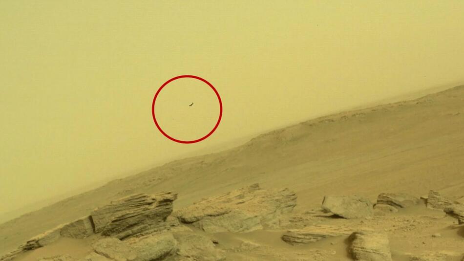 Mars Rover: NASA lüftet Rätsel um fliegendes Objekt
