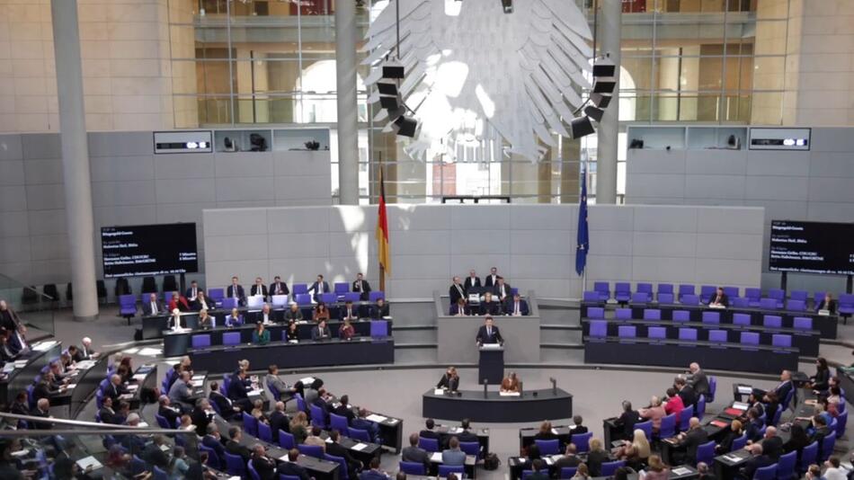 Bundestag debattiert über Rentenpaket II: Streit mit FDP droht