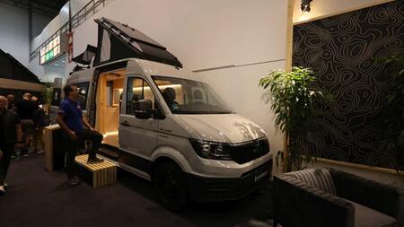 Vannado Altiplano (2026): Individueller Campervan mit Dachterrasse