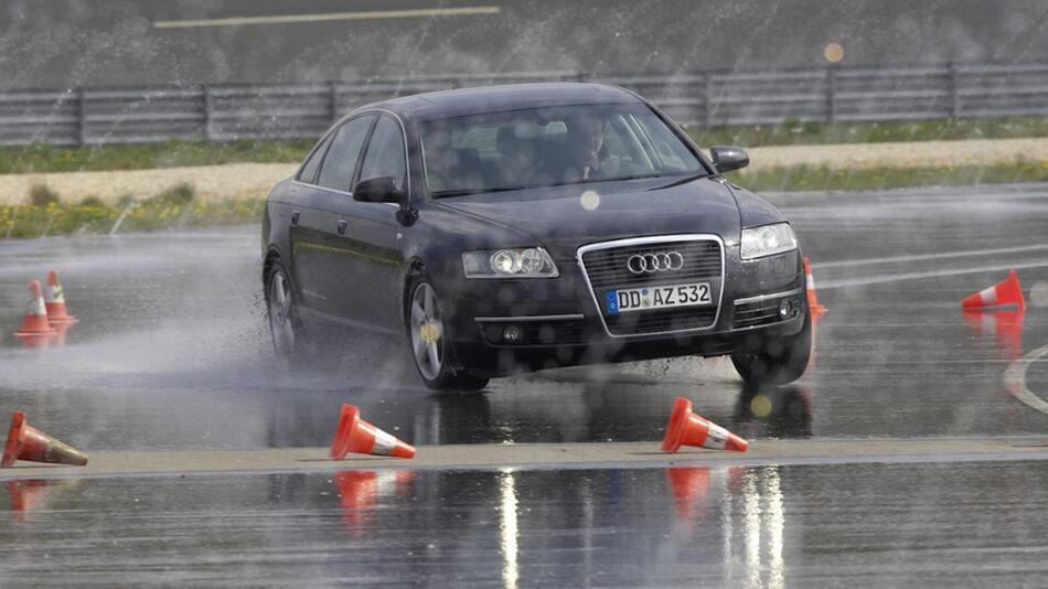 Fahrsicherheitstraining: Insbesondere für Fahranfänger zu empfehlen