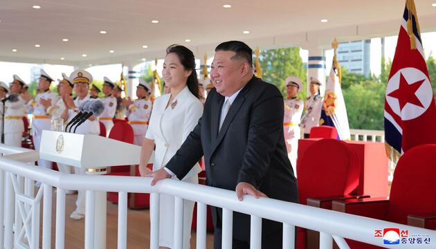 Indienststellung Zerstörer "Kang Kon" in Nordkorea