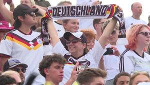DFB-Team im WM-Quartier angekommen