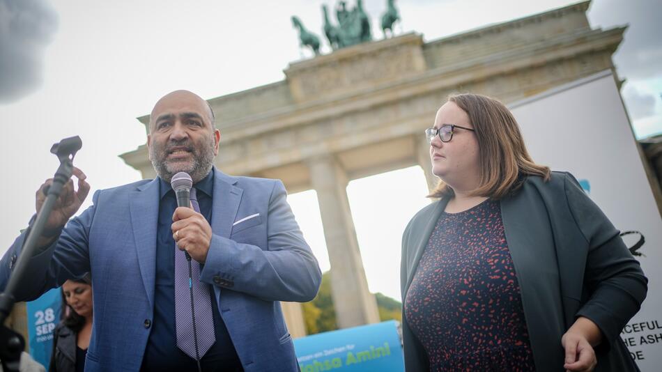 Die Vorsitzenden der Grünen, Omid Nouripour und Ricarda Lang, am 28. September 2022 in Berlin