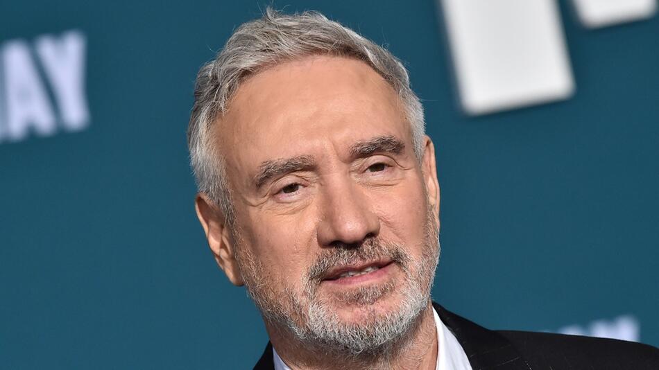 Roland Emmerich hat erstmals öffentlich gemacht, dass er 2001 einen Gehirntumor hatte.