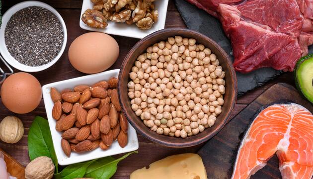 Proteinmangel: Diese Anzeichen deuten auf zu wenig Eiweiß hin