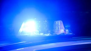 Blaulicht bei Nacht