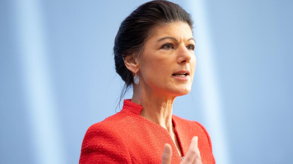 Sarah Wagenknecht in der Bundespressekonferenz in Berlin