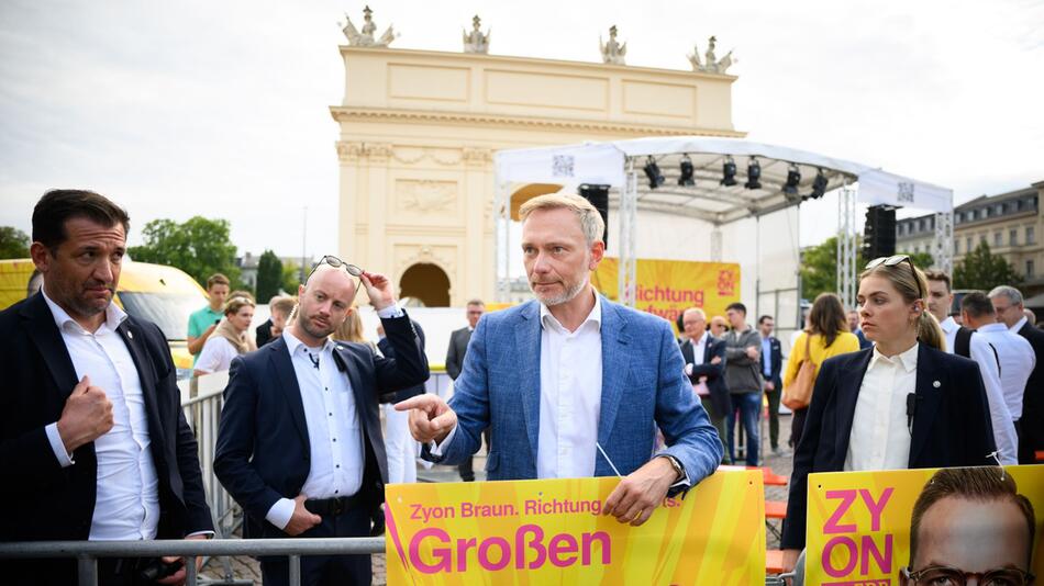 Wahlkampfauftakt der FDP Brandenburg