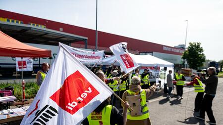 Verdi: Warnstreik im Einzelhandel und Großhandel