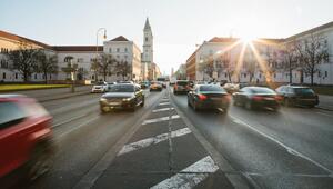 Leopoldstraße in München, viel Verkehr