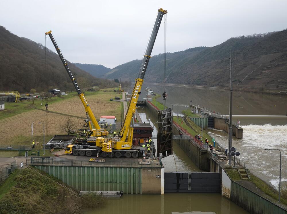 Nach Unfall an der Moselschleuse Müden