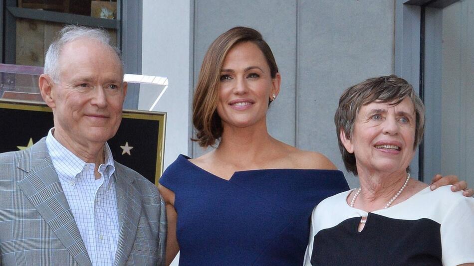 Jennifer Garner mit ihrem Vater William und ihrer Mutter Patricia Ann