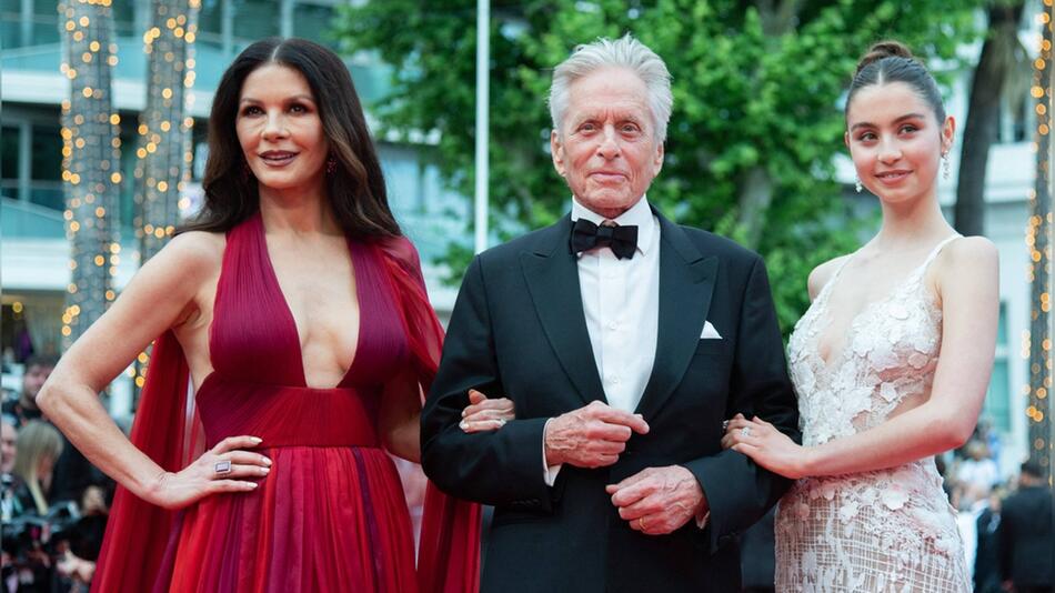 Catherine Zeta-Jones, Michael Douglas und ihre Tochter Carys verreisen gerne zusammen.