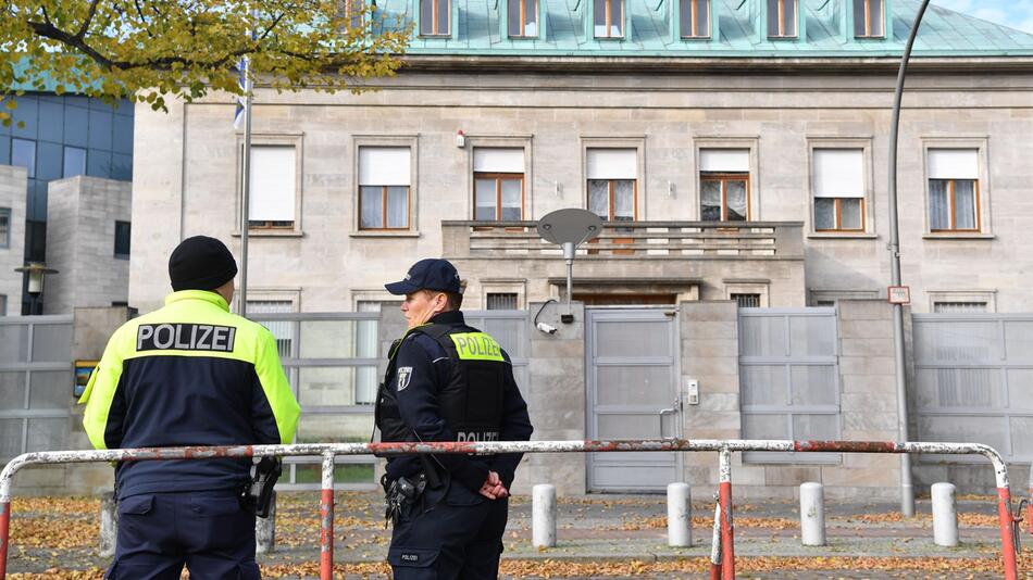 Anschlag mit Schusswaffen auf Israels Botschaft geplant