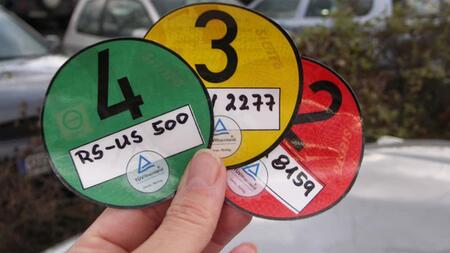 Euro-Abgasnorm und grüne Plakette: Falsche Zahlen auf der Umweltplakette?